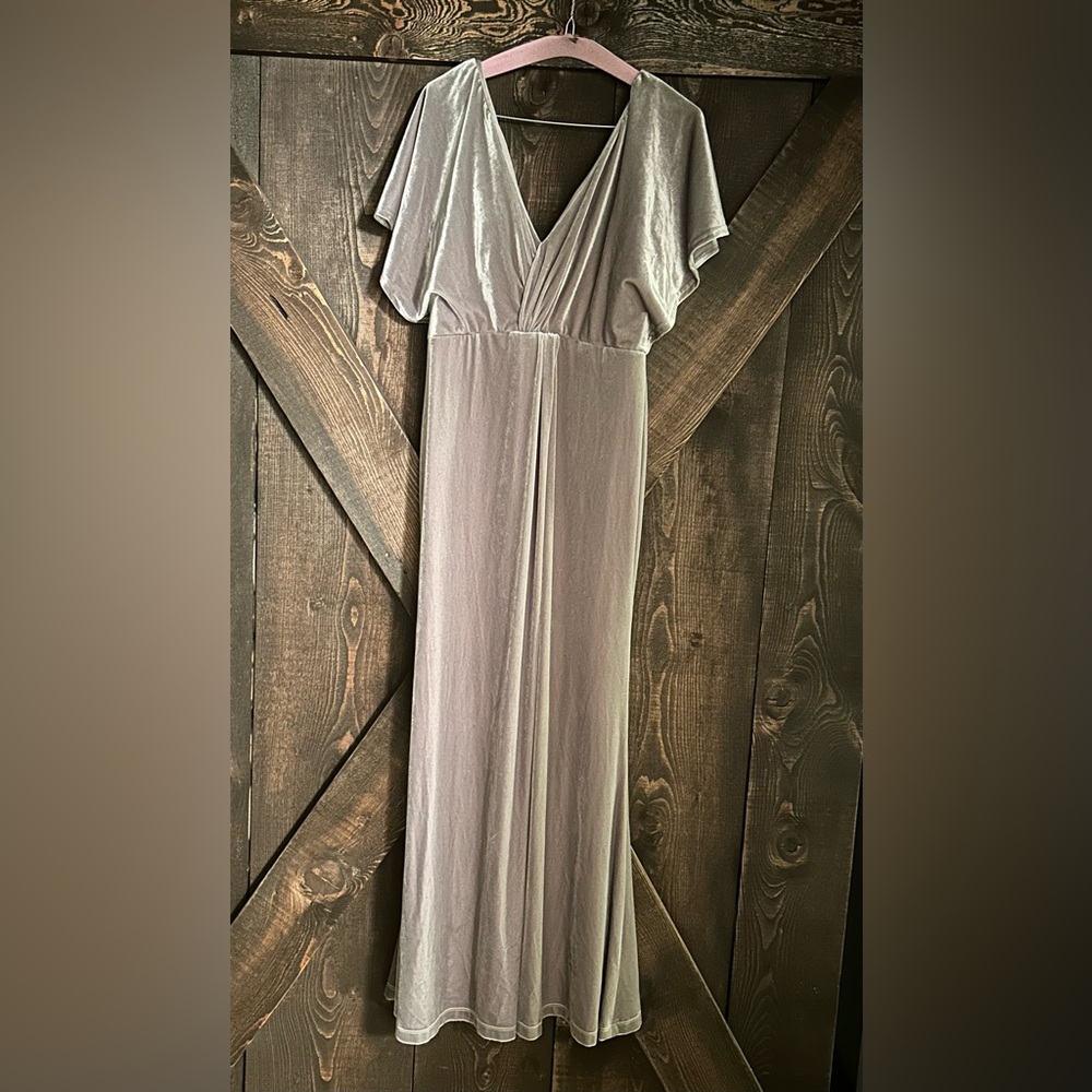 Revelry Gwen Velvet Dress. Size 8